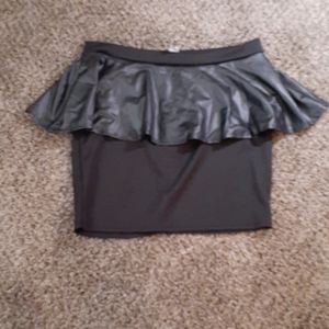 Debs Peplum skrit size 2XL